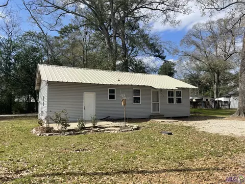127 Easterly St, Denham Springs, LA 70726