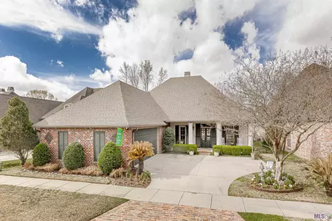 316 W Greens Dr, Baton Rouge, LA 70810
