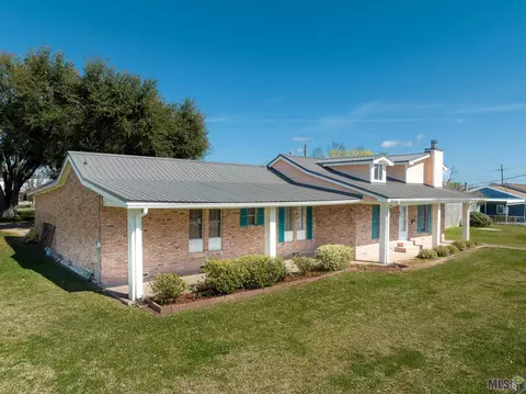 126 Callais Ln, Golden Meadow, LA 70357