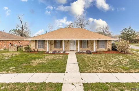 428 S Locksley Dr, Baton Rouge, LA 70815