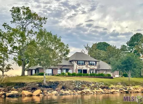 110 Northstar Ln, Many, LA 71449