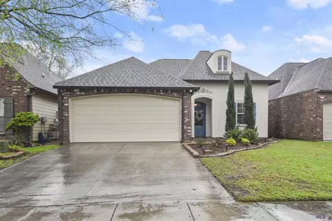 5505 Hidden Ridge Ln, Baton Rouge, LA 70816
