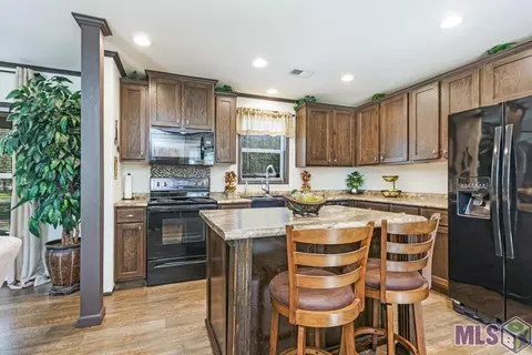 16040 Ruth Dr, Walker, LA 70785 photo 6