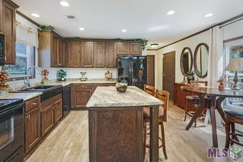 16040 Ruth Dr, Walker, LA 70785 photo 7