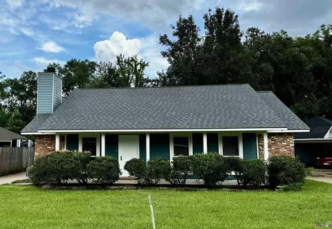 17424 Roble Ave, Greenwell Springs, LA 70739