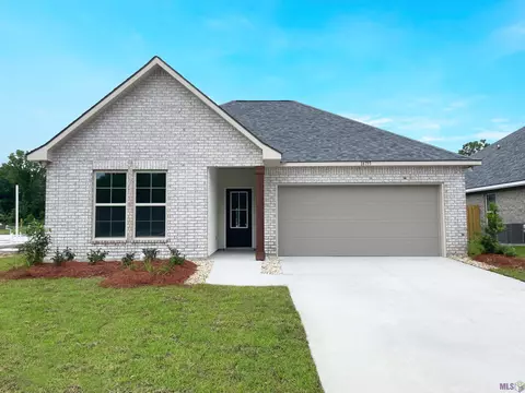 18755 Robert Snowden Dr, Zachary, LA 70791