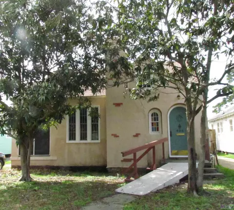 406 Westmoreland Dr, Baton Rouge, LA 70806
