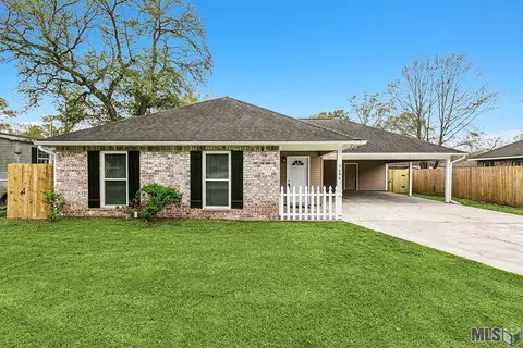 7494 Old Live Oak Dr, Denham Springs, LA 70706
