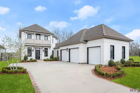 1934 Death Valley Ct, Baton Rouge, LA 70810