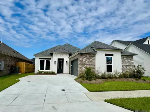 14516 Wally Way, Baton Rouge, LA 70810