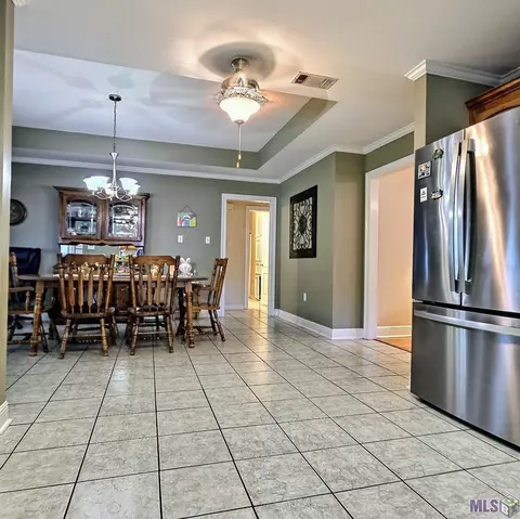 13360 Savannah Dr, Walker, LA 70785 photo 5