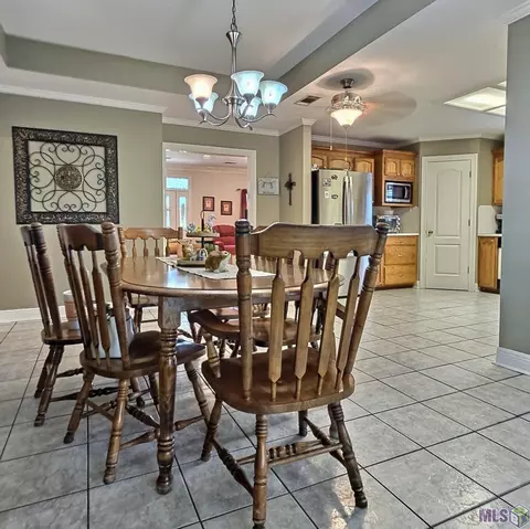 13360 Savannah Dr, Walker, LA 70785 photo 4