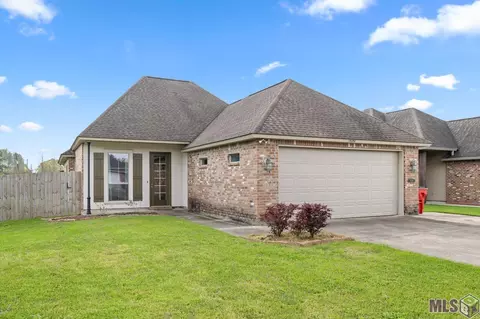 15094 Coldwater Dr, Walker, LA 70785