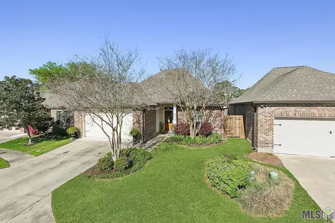 901 Woodhue Dr, Baton Rouge, LA 70810