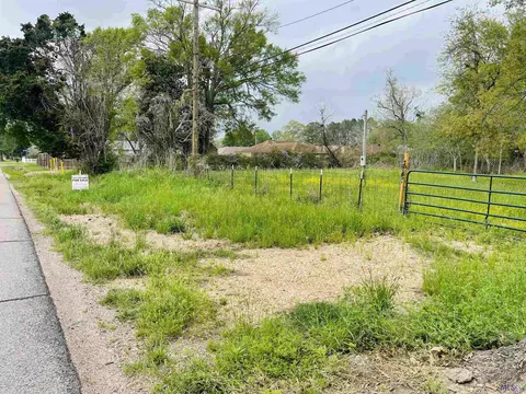 3145 Gore Rd, Baton Rouge, LA 70807