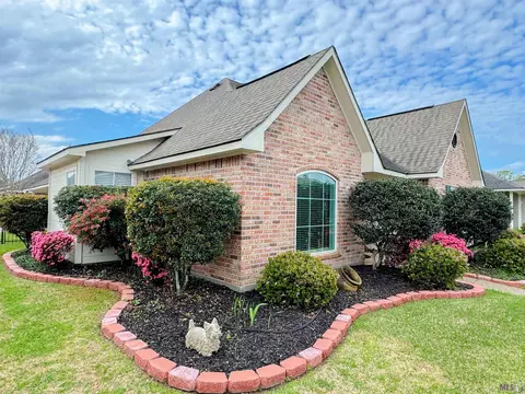 11126 Gold Cup Ave, Baton Rouge, LA 70816