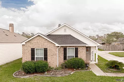 773 Elk Lake Dr, Baton Rouge, LA 70816