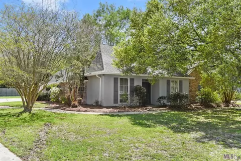 9441 Kindletree Dr, Baton Rouge, LA 70817