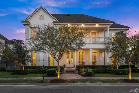 7635 Willow Grove Blvd, Baton Rouge, LA 70810