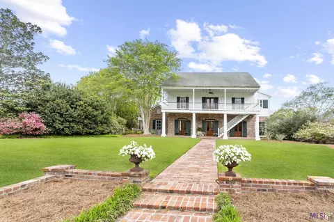 17916 E Augusta Dr, Baton Rouge, LA 70810