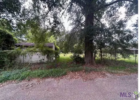 1701 Heron St, Baton Rouge, LA 70807