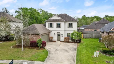 15651 Mistybrook Dr, Baton Rouge, LA 70816