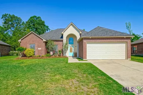 26369 Avoyelles Ave, Denham Springs, LA 70726