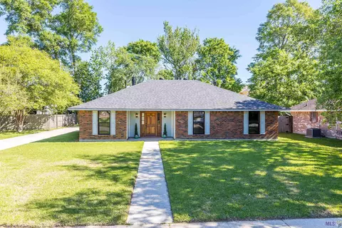 15425 Guymon Ave, Baton Rouge, LA 70817