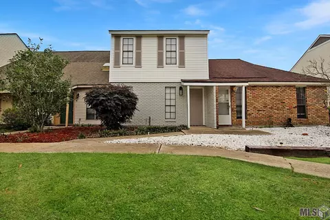 4353 Jefferson Woods Dr, Baton Rouge, LA 70809