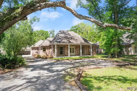 38488 Cornerview Rd, Gonzales, LA 70737