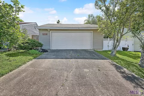 15669 Seven Pines Ave, Baton Rouge, LA 70817