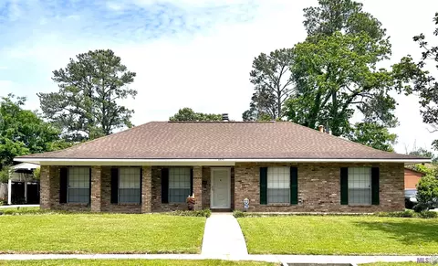 9573 Ventura Dr, Baton Rouge, LA 70815