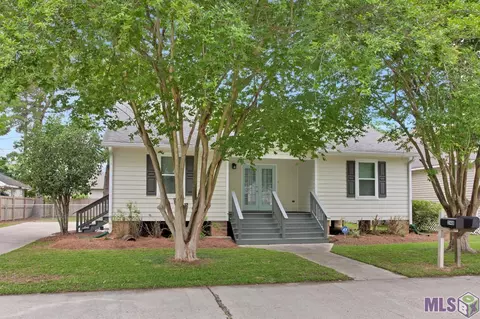 348 Greenhaven Dr, Baton Rouge, LA 70810