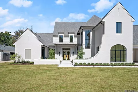 4425 Woodside Dr, Baton Rouge, LA 70808