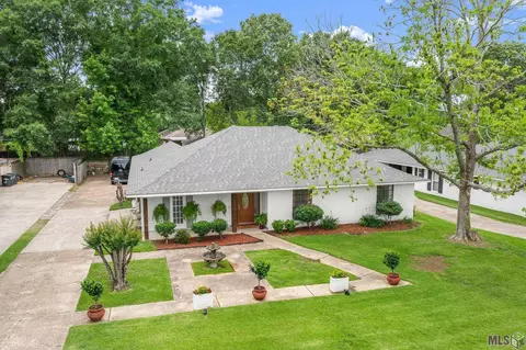 1312 Barkley Dr, Baton Rouge, LA 70810