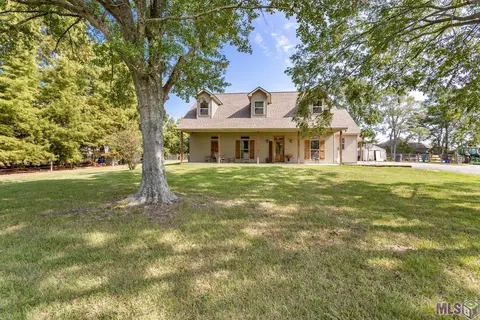 3982 Quarter Horse Ln, Addis, LA 70710