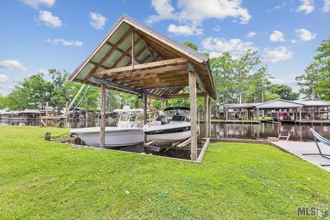 22386 Chinquapin Ave, Maurepas, LA 70449 photo 12