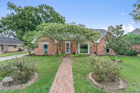 1481 S Elaine Dr, Baton Rouge, LA 70815