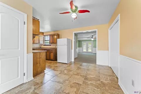 4205 Jacquelyn Dr, Baker, LA 70714 photo 4