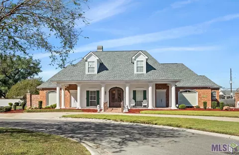 4367 Rose Garden Cir, Zachary, LA 70791