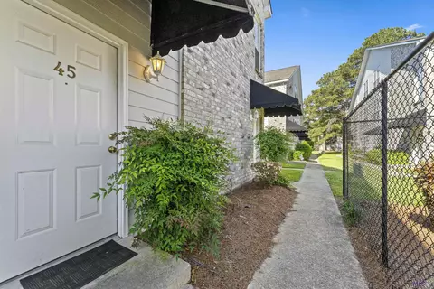 5141 Nicholson Dr #45B, Baton Rouge, LA 70820