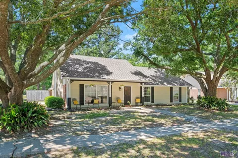 1815 Gamwich Rd, Baton Rouge, LA 70810
