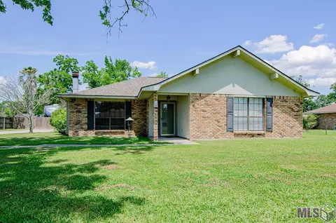 40230 Todd Dr, Prairieville, LA 70769