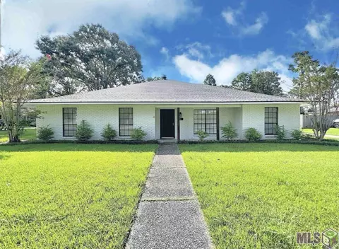 742 Rue Crozat, Baton Rouge, LA 70810