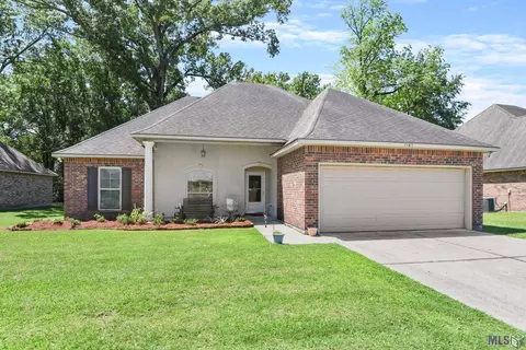 2182 Marianne Dr, Zachary, LA 70791