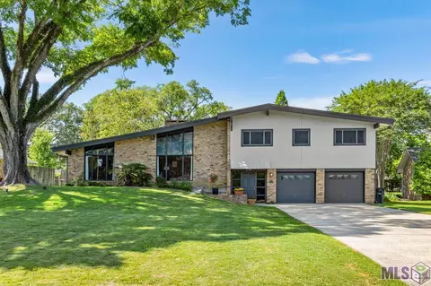 6045 Hibiscus Dr, Baton Rouge, LA 70808