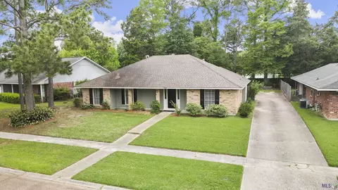 7406 Director Dr, Baton Rouge, LA 70817