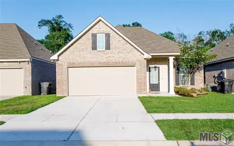 1309 Hickory Creek Dr, Baton Rouge, LA 70816