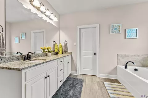 4884 Trial Dr, Addis, LA 70710 photo 12