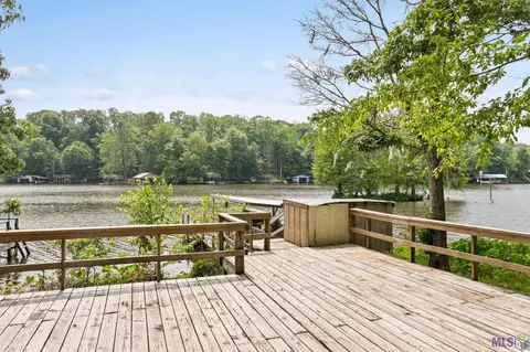 12786 Tropicana Ln, Saint Francisville, LA 70775